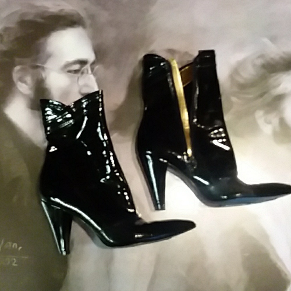 Carlos Santana Ankle Boots size 6